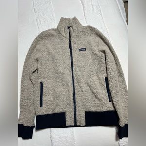 Patagonia Mens Jacket. Size Medium. Brown and blue